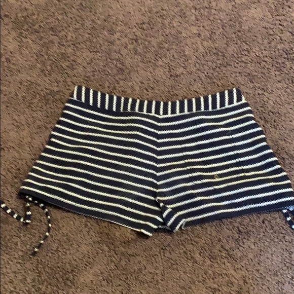 Shorts - Picture 2 of 2